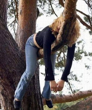 hide-seek-winner-tree-woman-passed-out-drunk-13083465363