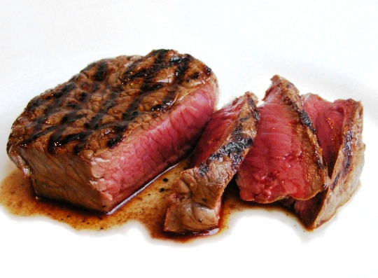 grilled-rare-steak