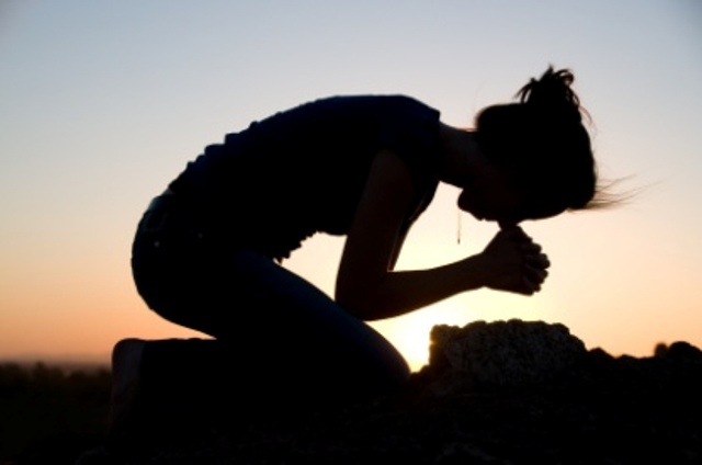Woman-praying