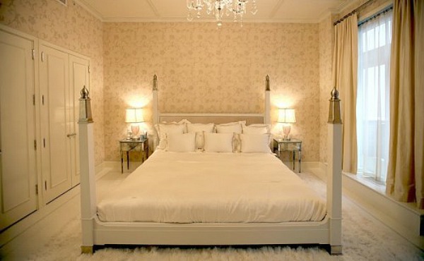 Gwyneth-Paltrow-Chris-Martin-Tribeca-Loft-Bedroom