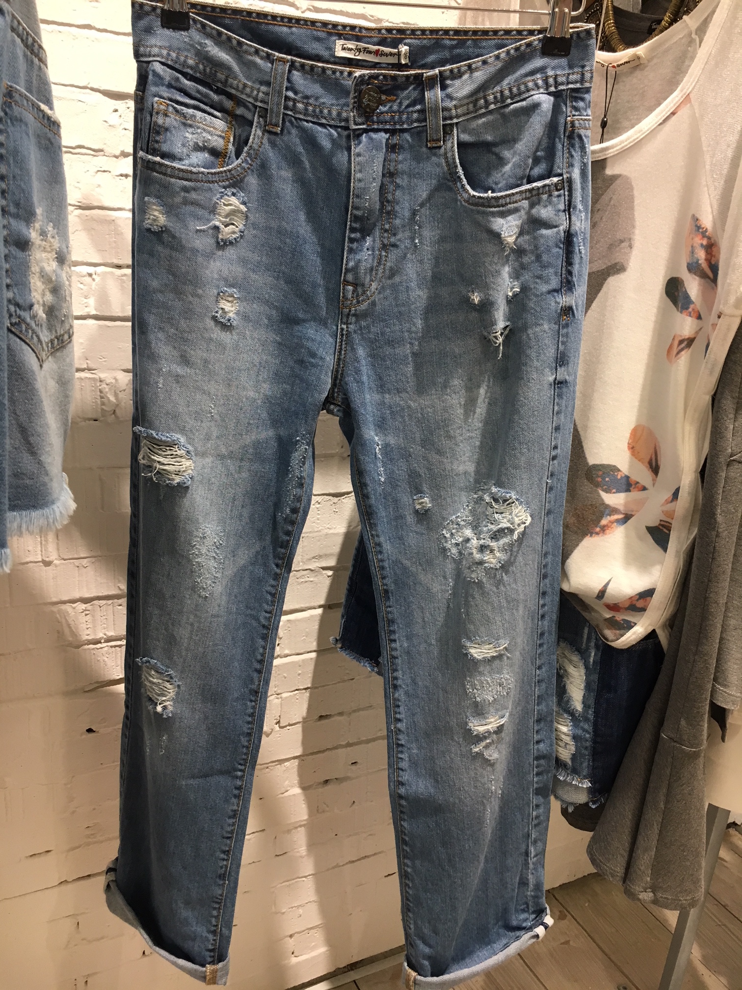 tfs-dez-jeans-pendurada